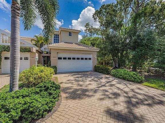 2nd image of 25180 Goldcrest DR #1022