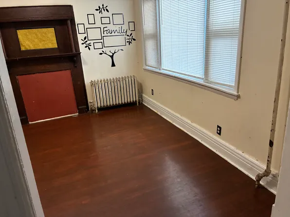 689 State St, Albany, NY 12203