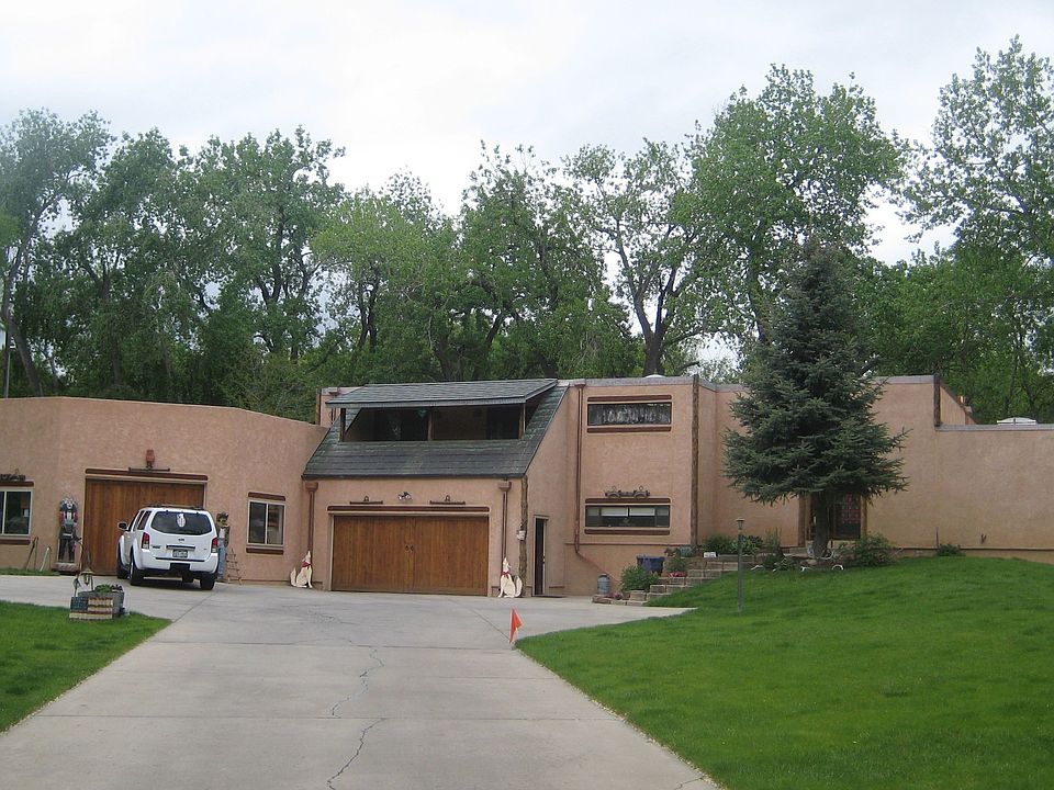 360 Degree View From Front Yard (Front)