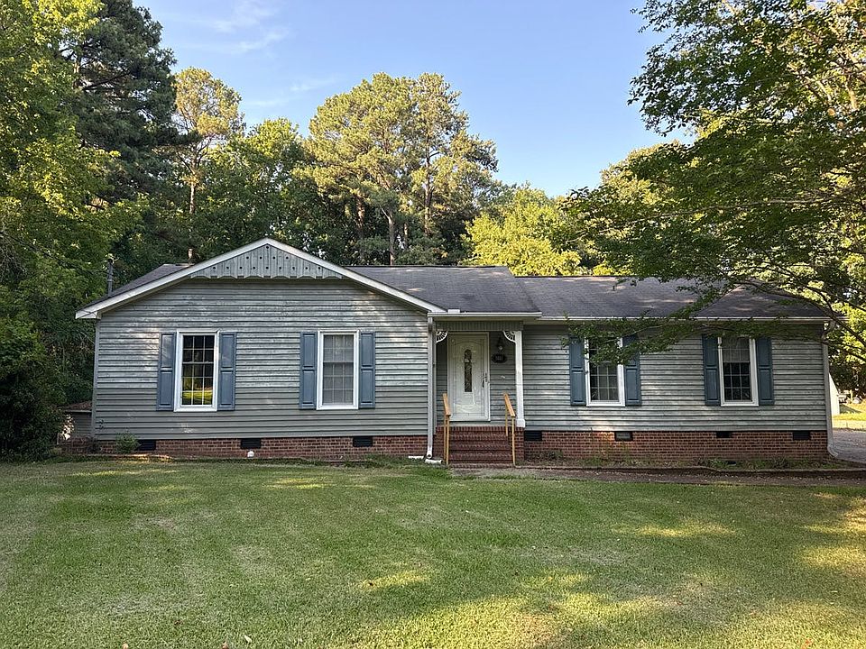 1st image of 1001 Bent Pine Cir