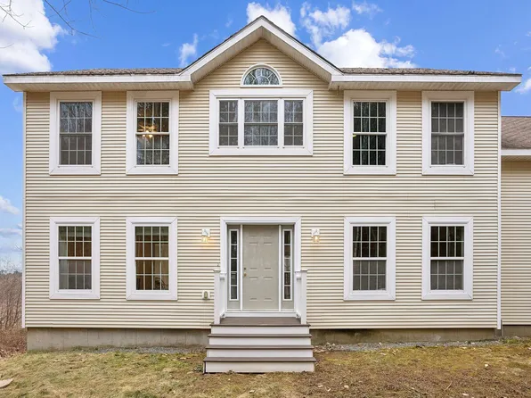 39 Farm View Drive, Windham, ME 04062