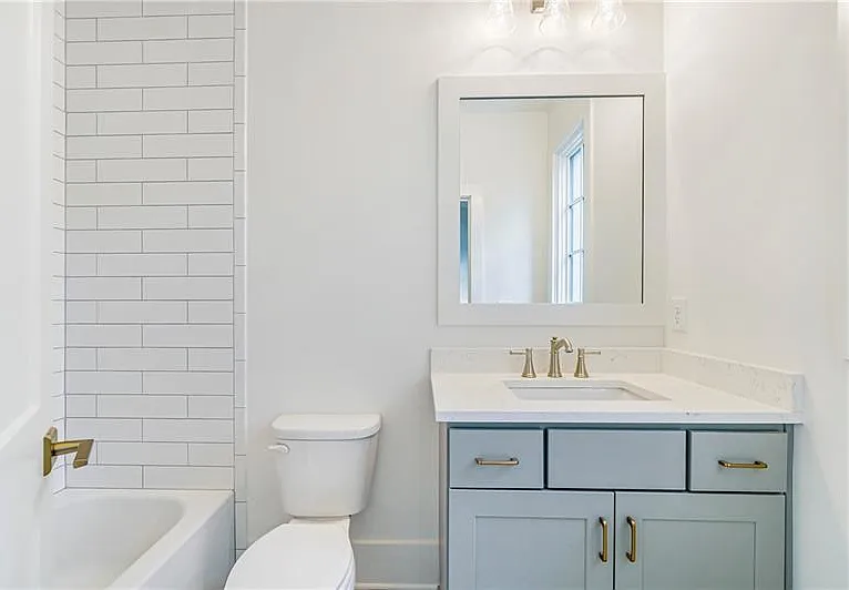538 Park Dr NE — Photo 43