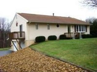 230 Maple Dr, Karns City, PA 16041