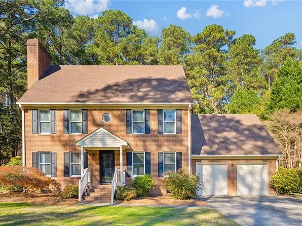 103 Stumpy Lake Ct, Suffolk, VA 23434