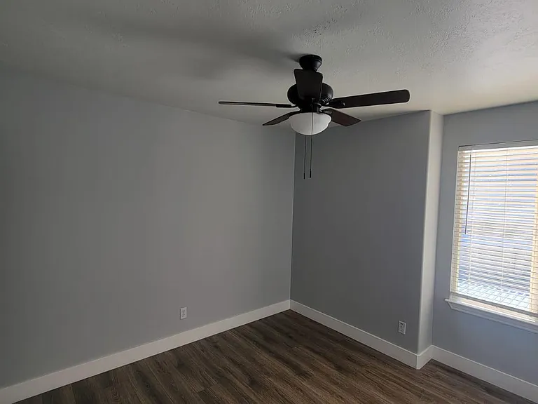 1353 S 1440 E — Photo 8