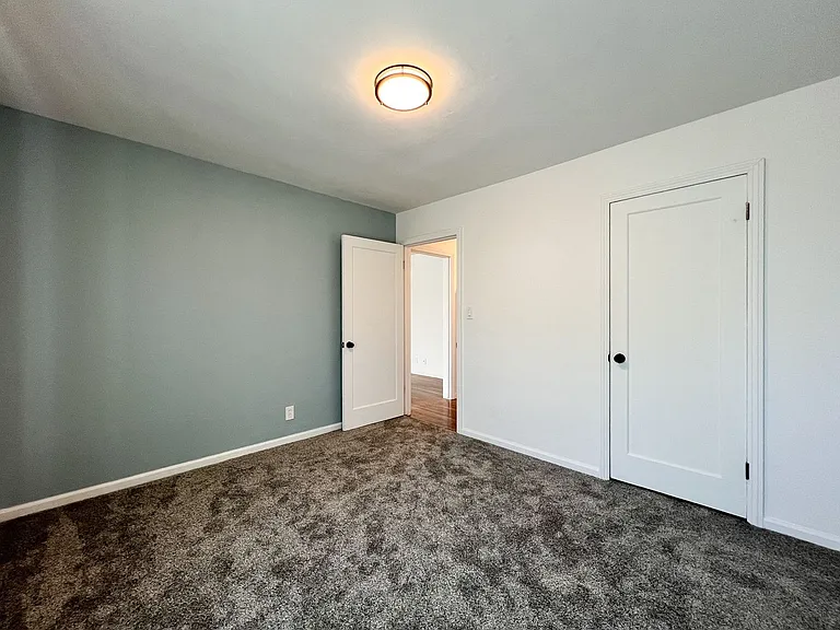 49 Archer Ave — Photo 12