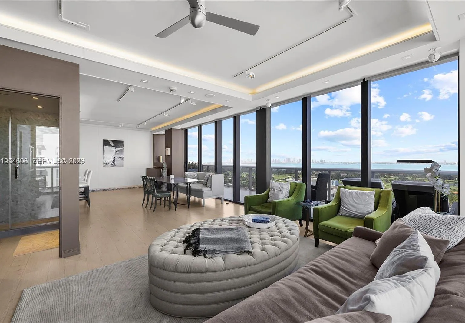 1 bed, 1323 sqft, $11,500 — Photo 3
