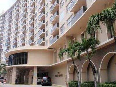 6039 Collins Ave APT 523, Miami Beach, FL, 33140