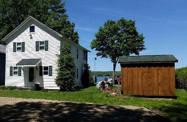 1st image of 13 Dunn Ave