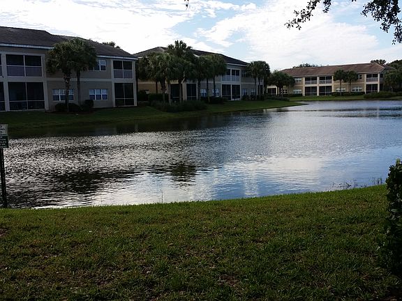 5th image of 12131 Summergate Cir APT 101