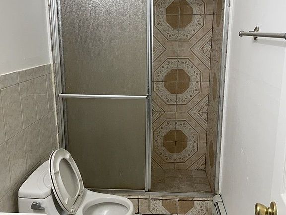 4th image of 108-68 42nd Ave #1