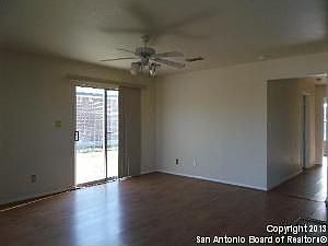 1st image of 4715 Oakley Farm