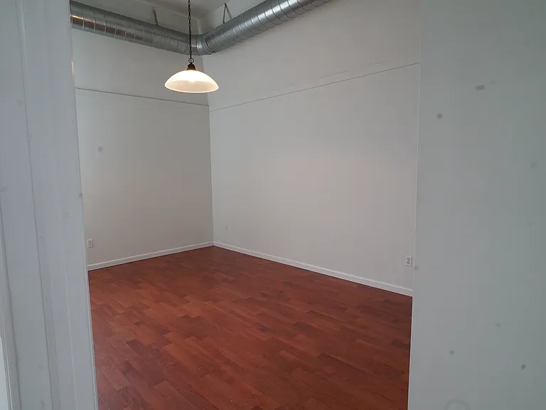 1375 North Ave #W305 — Photo 8