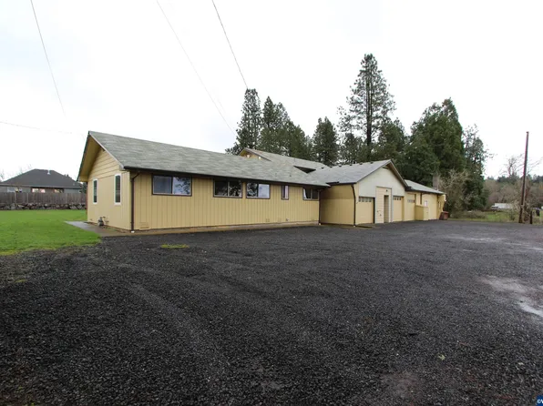 4851 SW Hoffman Ave, Corvallis, OR 97333
