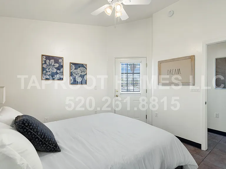 730 E Lester St #2 — Photo 18