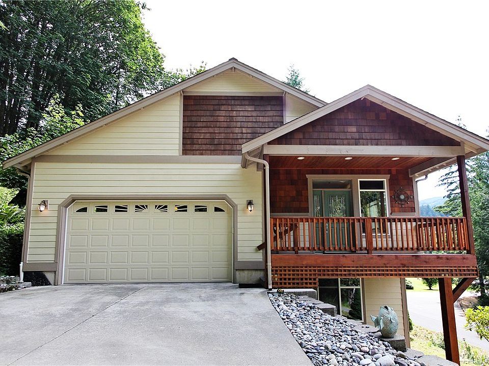 1st image of 30 Lake Louise Dr
