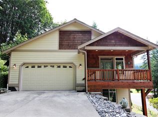 30 Lake Louise Dr, Bellingham, WA 98229