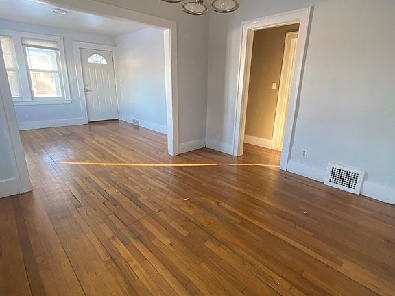 2nd image of 134 University St #1