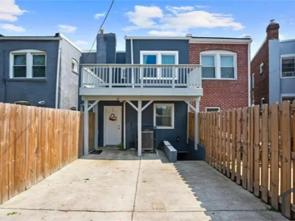 1260 Penn St NE, Washington, DC 20002