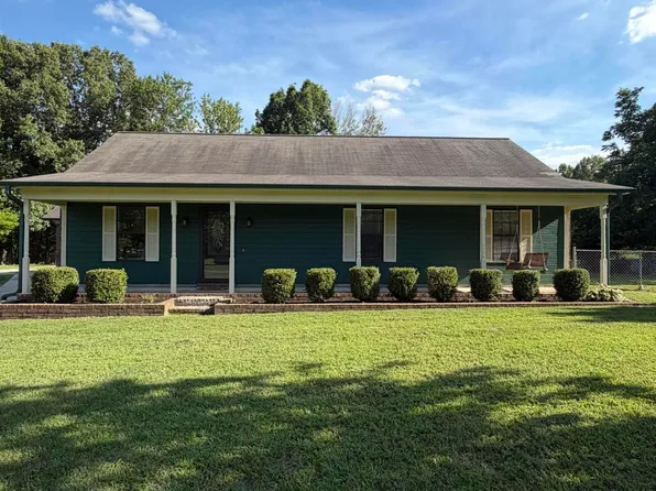 5995 Branchview Dr, Olive Branch, MS 38654