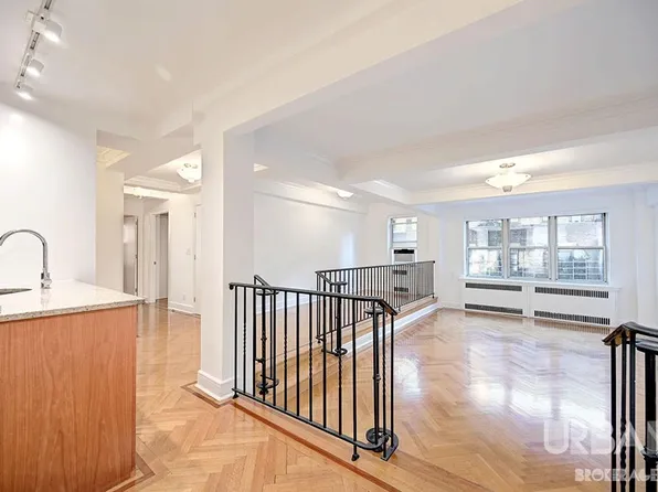 10 West 74th Street image 14 of 16