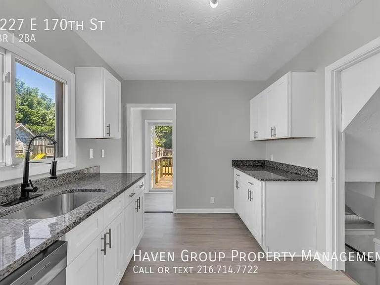 1227 E 170th St — Photo 10