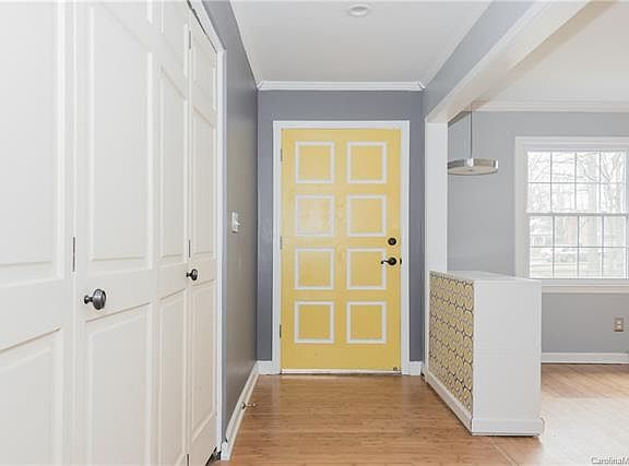 3rd image of 1419 Binford Ct
