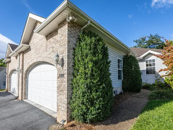 1126 Bluebird Ct, Harrisonburg, VA 22802