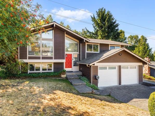15731 NE 105th Ct, Redmond, WA 98052
