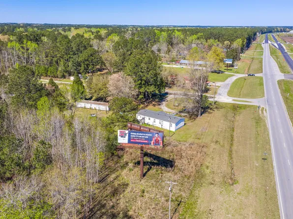927 Westbury Ln, Moncks Corner, SC 29461