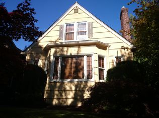 6521 37th Ave SW, Seattle, WA 98126