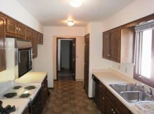 4829 Hampton Ct, Racine, WI 53403