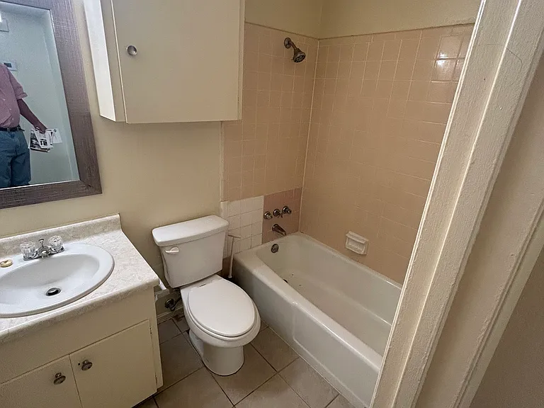 128 Moore St #4 — Photo 6
