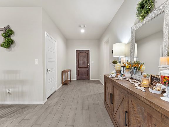 2nd image of 7605 Iron Mountain Rd