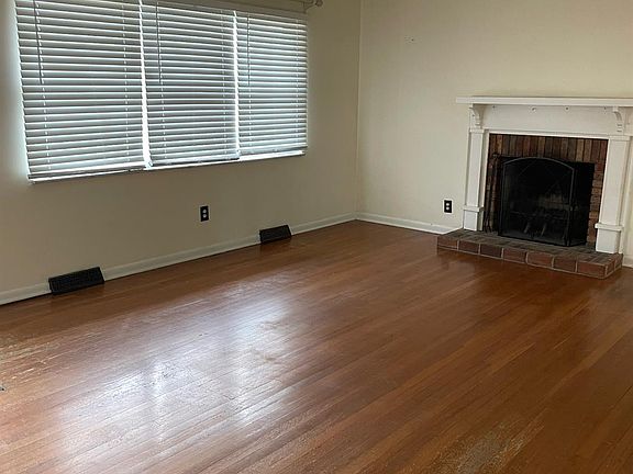 4th image of 105 Rider Dr