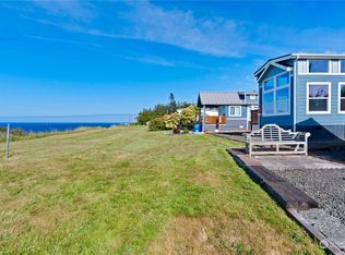 1323 McDonald St TRAILER 17, Port Angeles, WA 98363