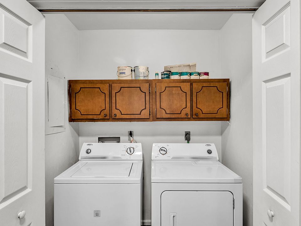 1st image of 153 S Fir Ave #153