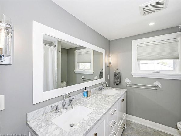 545 Chamberlain Rd, Burlington, ON L7L 2V2