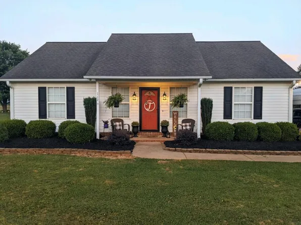 112 Ivy Ln, Cowpens, SC 29330