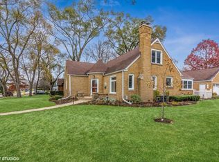 405 N Lafayette St, Griffith, IN 46319