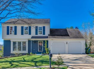 8417 Hunt Valley Dr, Vienna, VA 22182