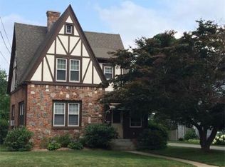 137 Suffield St, Agawam, MA 01001