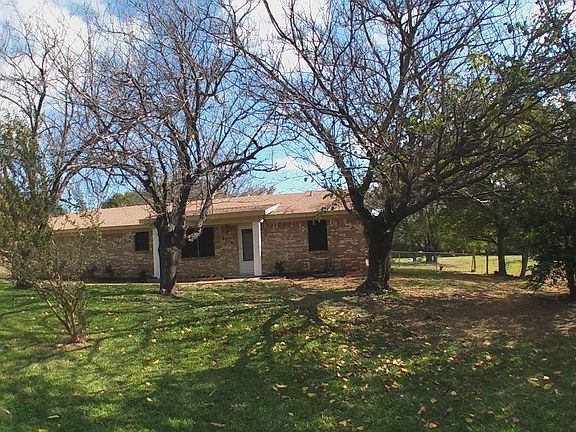 2nd image of 2229 Dudley Ln