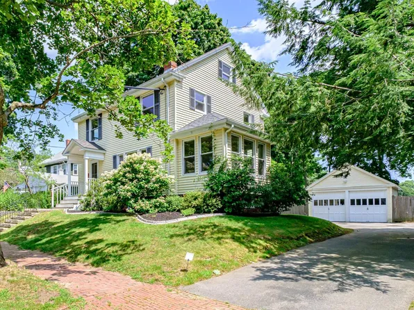 29 Hollis Road, Portland, ME 04103