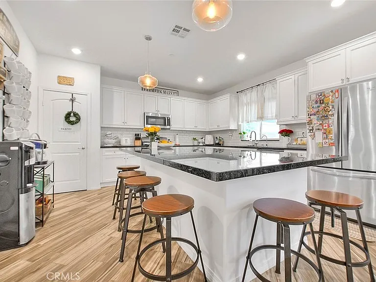 3196 E Olympic Dr — Photo 3