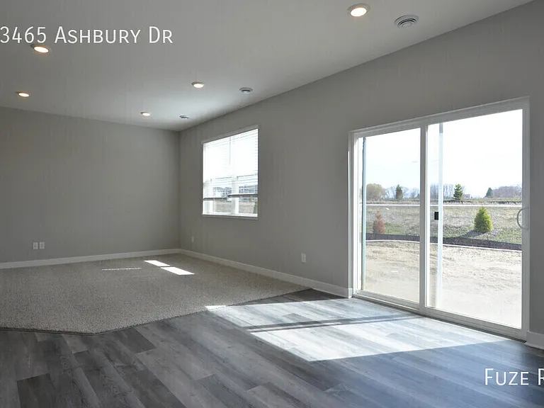 23465 Ashbury Dr — Photo 30