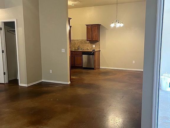 3rd image of 113 NE 23rd St #125A