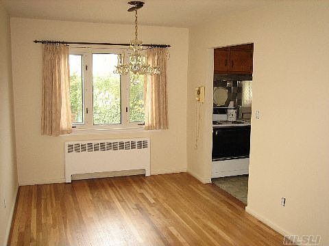 5th image of 497 N Syracuse Ave