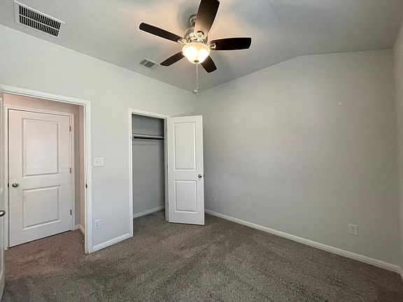 2nd image of 110 Creek Hollow Dr