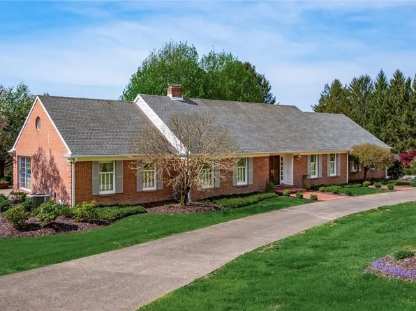 480 W Highland Dr, Zanesville, OH 43701